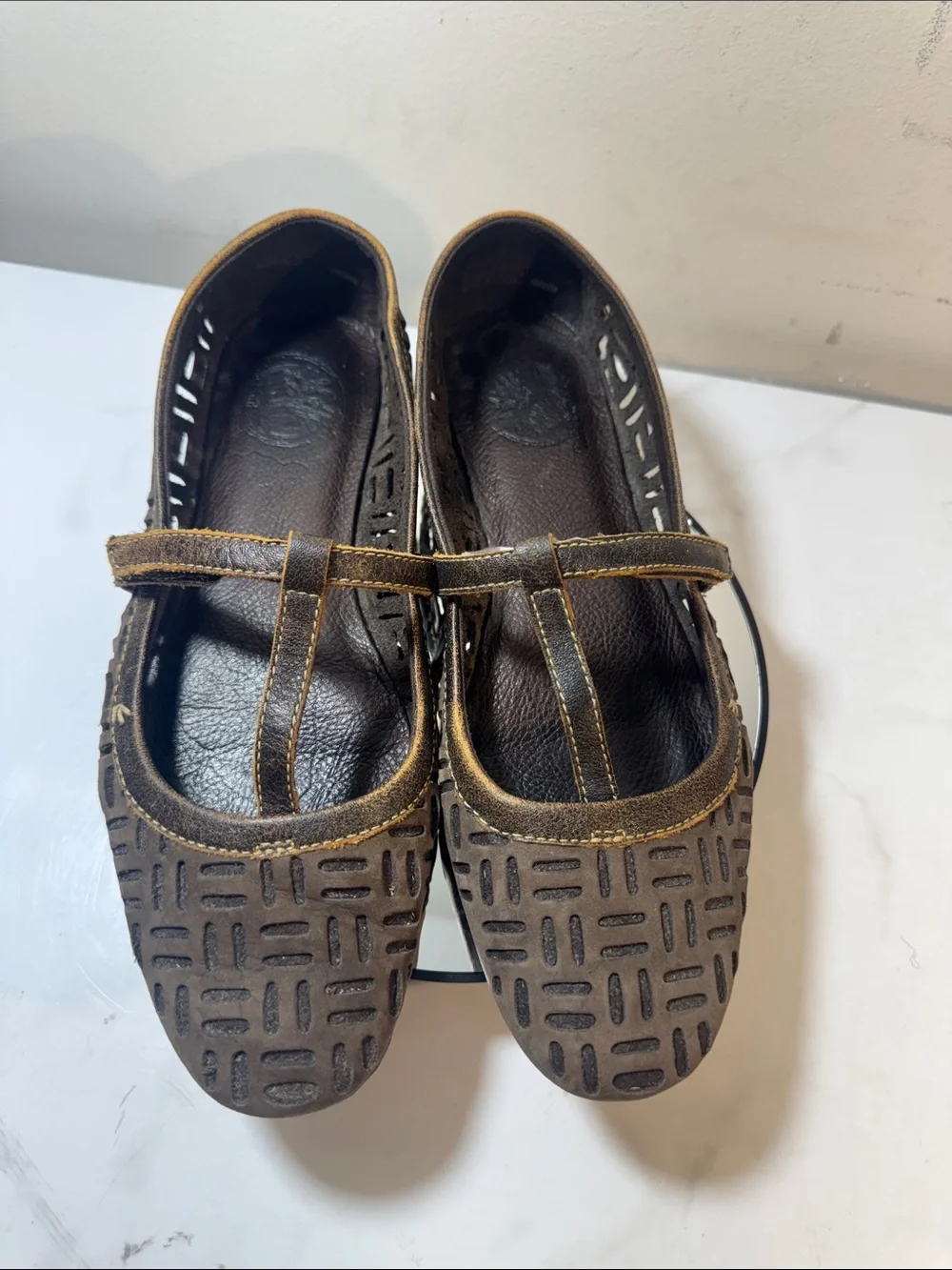 🚫SOLD🚫Timberland Brown Laser-Cut Mary Jane Flats - Women’s Size 8W - Picture 8 of 10